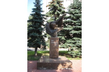 The monument to Viacheslav Chornovil