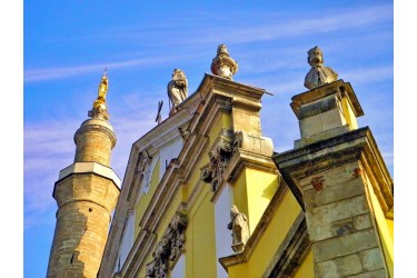 КАМ’ЯНЕЦЬ: КАТЕДРА З МІНАРЕТОМ