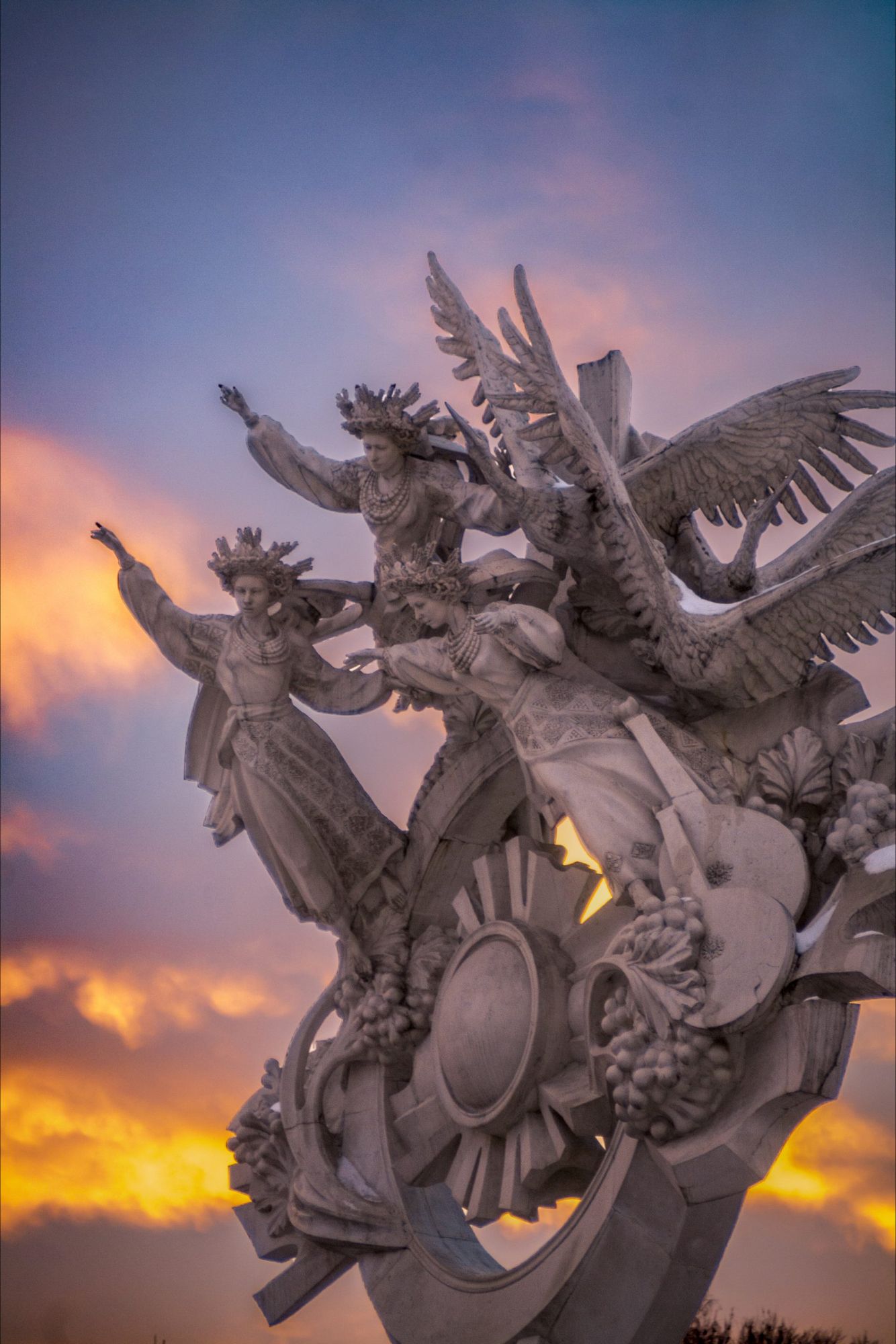 Faith. Hope. Love sculpture monument